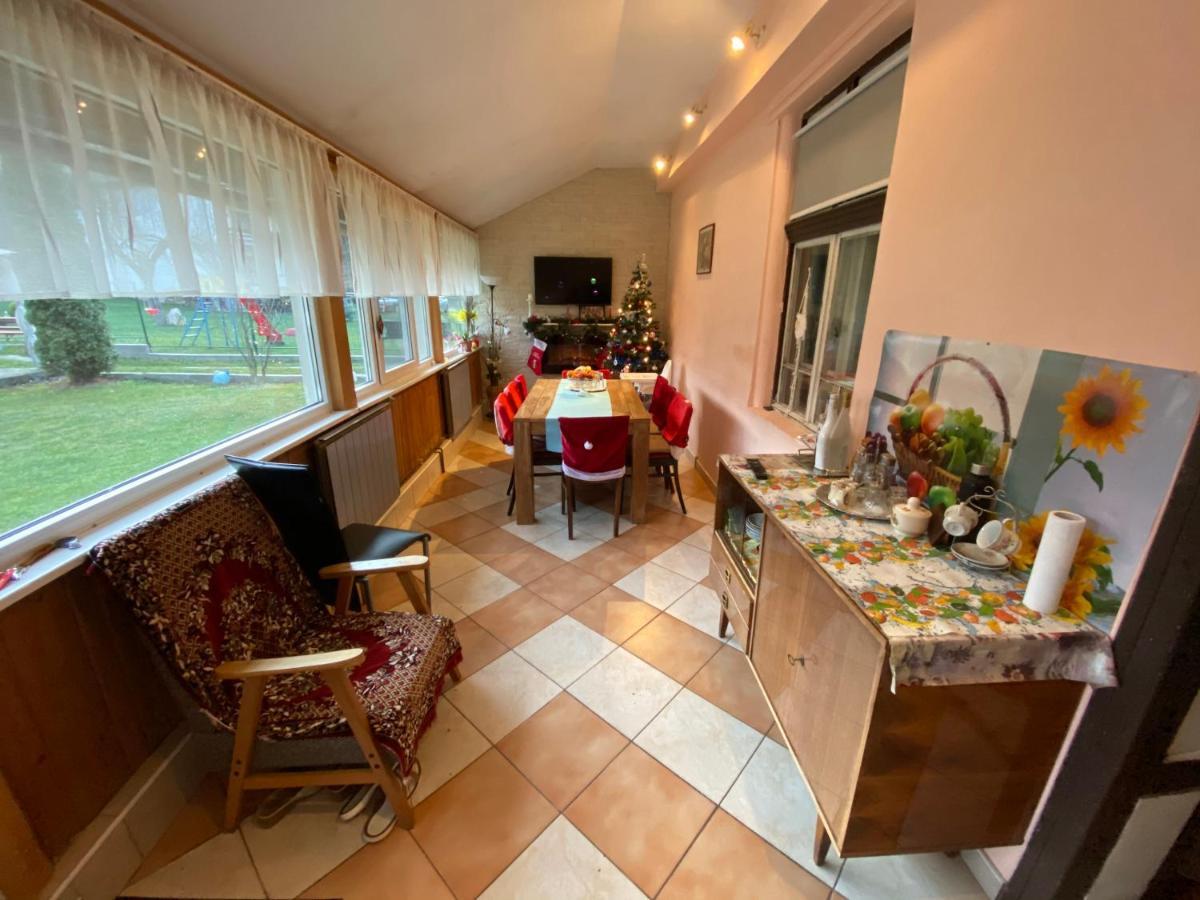 Hotel Casa Ernst Moieciu de Jos Esterno foto